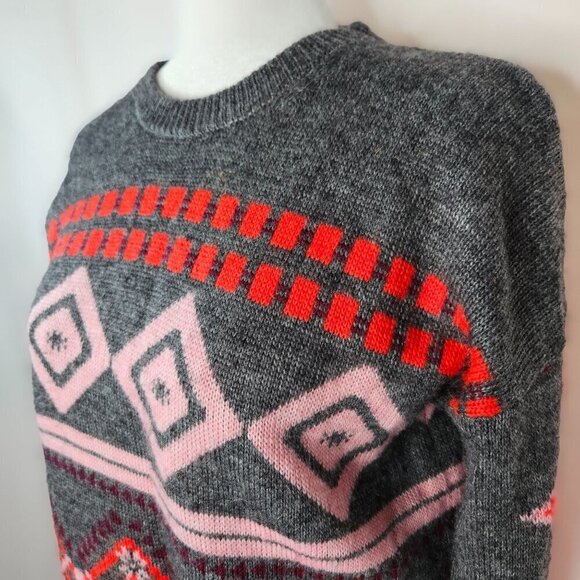J. Crew Size Medium Abstract Fair Isle Gray Red Pink Wool Mohair Blend Sweater - Picture 4 of 11
